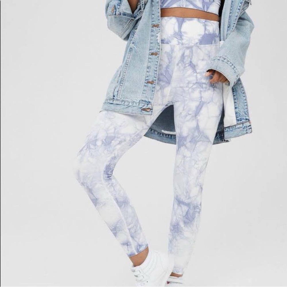 Offline by Aerie Tie Dye High Waisted Legging Size Small White Blue Pilates Yoga